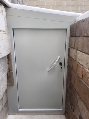 Технический нестандартный люк