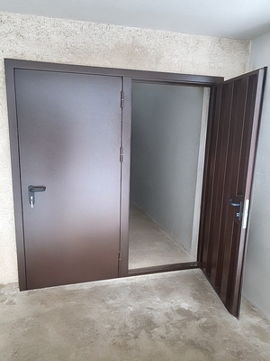 Конструкция с двумя створками Конструкция с двумя створками