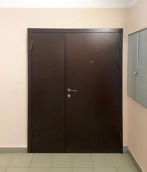 Фото тамбурных дверей в подъезд, для капремонта ФКР